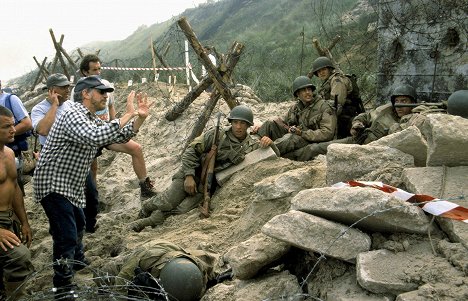 Steven Spielberg, Vin Diesel, Adam Goldberg, Barry Pepper, Tom Sizemore - Salvar al soldado Ryan - Del rodaje
