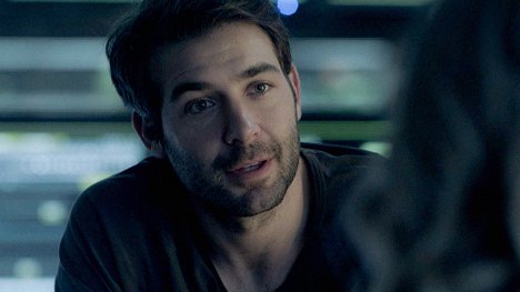 James Wolk - Zoo - Oz is Oz - Z filmu