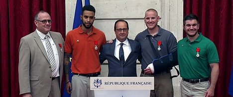 Anthony Sadler, François Hollande, Spencer Stone, Alek Skarlatos - Le 15h17 pour Paris - Film