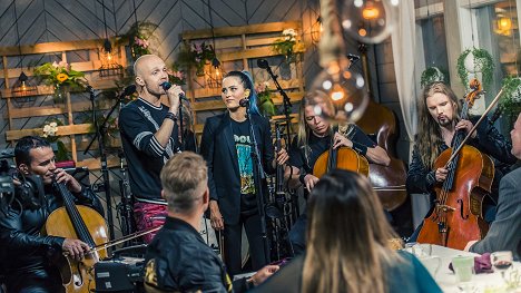 Paavo Lötjönen, Juha Tapio, SANNI, Eicca Toppinen, Perttu Kivilaakso - Vain elämää - Photos