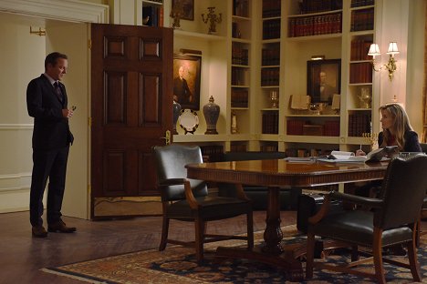 Kiefer Sutherland, Natascha McElhone - Prezident v pořadí - V jednom ohni - Z filmu
