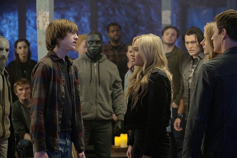 Percy Hynes White, Jermaine Rivers, Natalie Alyn Lind, Blair Redford - The Gifted - X-roads - Photos