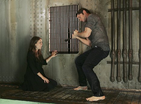 Jennifer Love Hewitt, David Conrad - Ghost Whisperer - Experimente - Filmfotos