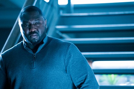 Nonso Anozie - Zoo - The Black Forest - Z filmu