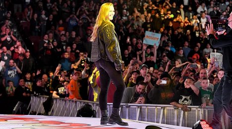 Ronda Rousey - WWE Royal Rumble - Van film