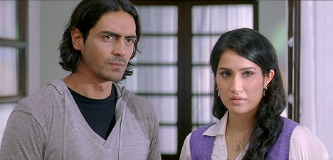 Arjun Rampal, Sagarika Ghatge - Fox - De la película