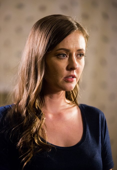 Katharine Isabelle - Undercover Angel - Kuvat elokuvasta