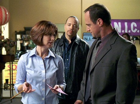 Dana Delany, Ice-T, Christopher Meloni - Law & Order: Special Victims Unit - Obscene - Photos