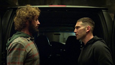 Ebon Moss-Bachrach, Jon Bernthal - The Punisher - Gunner - Z filmu