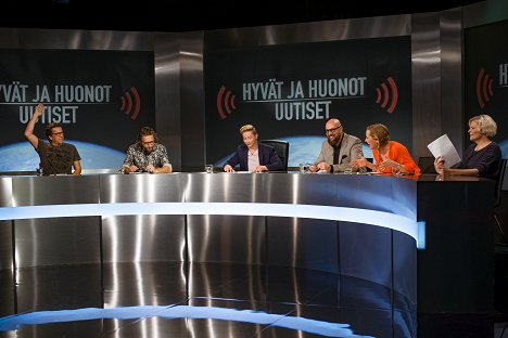 Mikko Kuustonen, Ilari Johansson, Kari Ketonen, Juha Vuorinen, Niina Lahtinen, Paula Noronen - Hyvät ja huonot uutiset - Filmfotók