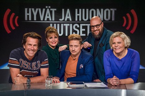 Mikko Kuustonen, Niina Lahtinen, Kari Ketonen, Juha Vuorinen, Paula Noronen - Hyvät ja huonot uutiset - Werbefoto