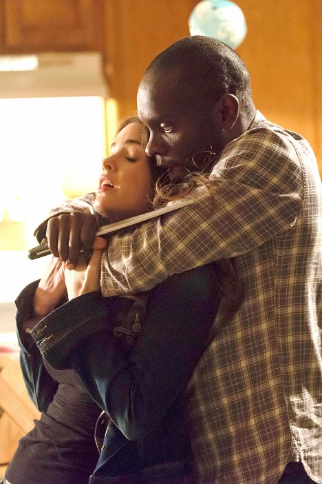 Shelley Hennig, Chris Chalk - Justified - Raha-ansa - Kuvat elokuvasta