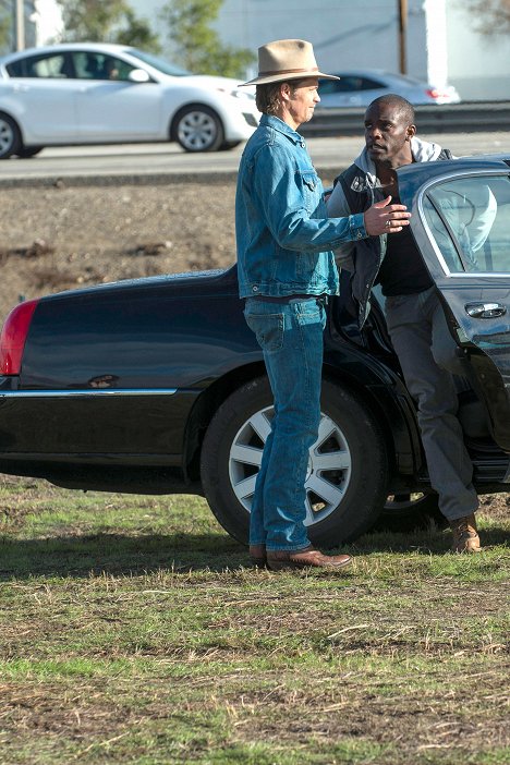 Timothy Olyphant, Chris Chalk