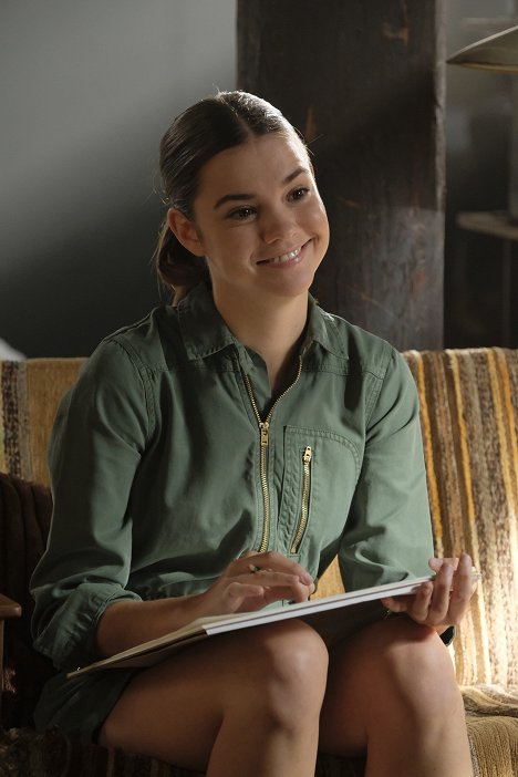 Maia Mitchell - The Fosters - Scars - Photos