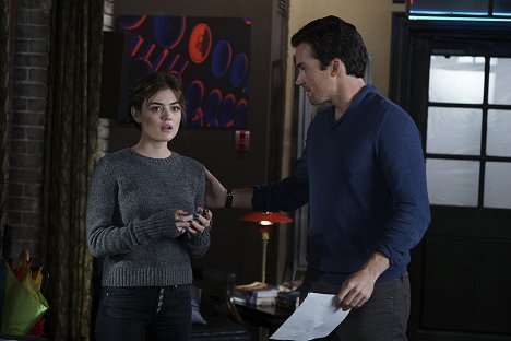 Lucy Hale, Ian Harding - Pretty Little Liars - Choose or Lose - Photos