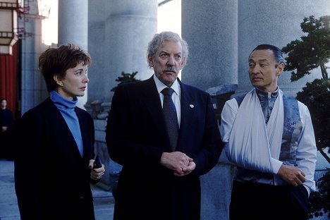 Anne Archer, Donald Sutherland, Cary-Hiroyuki Tagawa - The Art of War - Filmfotos