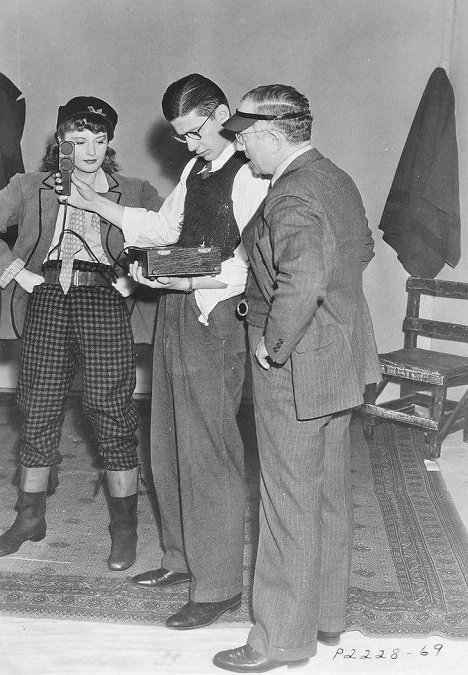 Barbara Stanwyck, Victor Milner - Pacific Express - Tournage