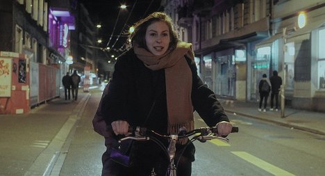 Jeanne Devos - Strangers - Filmfotók