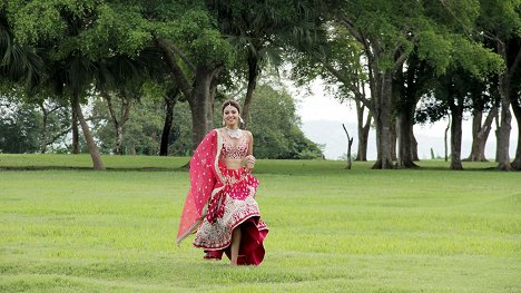 Anushka Ranjan - Wedding Pullav - Van film
