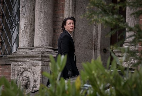 Olivia Williams - Counterpart - The Lost Art of Diplomacy - Photos