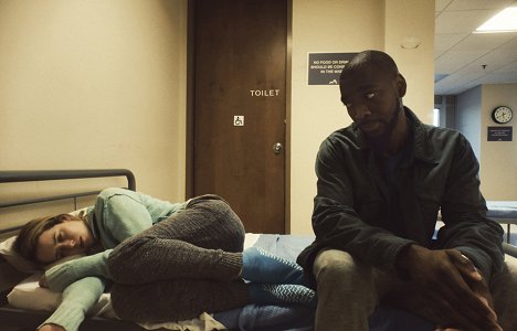 Claire Foy, Jay Pharoah - Unsane - Photos