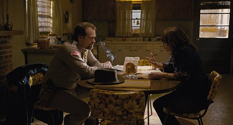 David Harbour, Winona Ryder - Stranger Things - Chapter Two: Trick or Treat, Freak - Photos