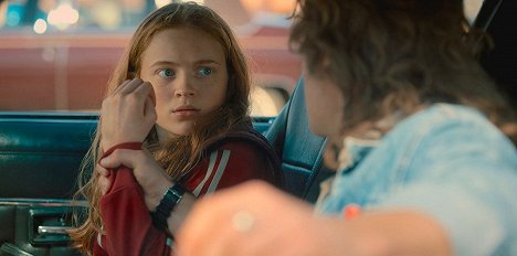 Sadie Sink - Stranger Things - Chapter Four: Will the Wise - Photos