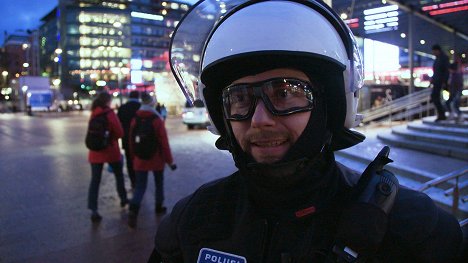 Tomas Jalonen - Poliisit - Filmfotos