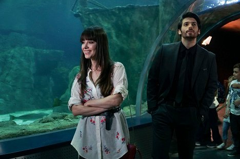 Özge Gürel, Can Yaman - Dolunay - Filmfotos