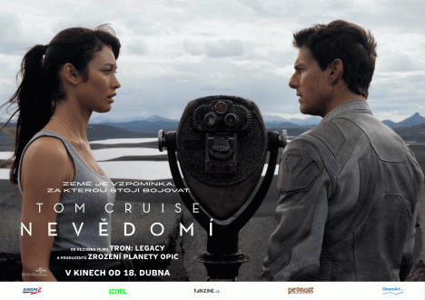 Olga Kurylenko, Tom Cruise - Nevědomí - Fotosky