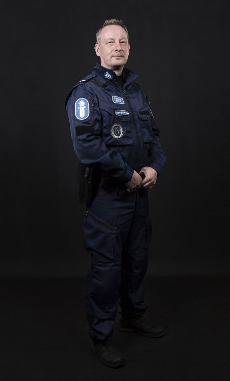 Mikko Rytkönen - Poliisit - Werbefoto