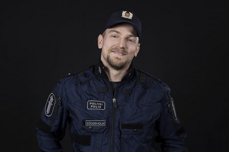 Sebastian Soderholm - Poliisit - Promo