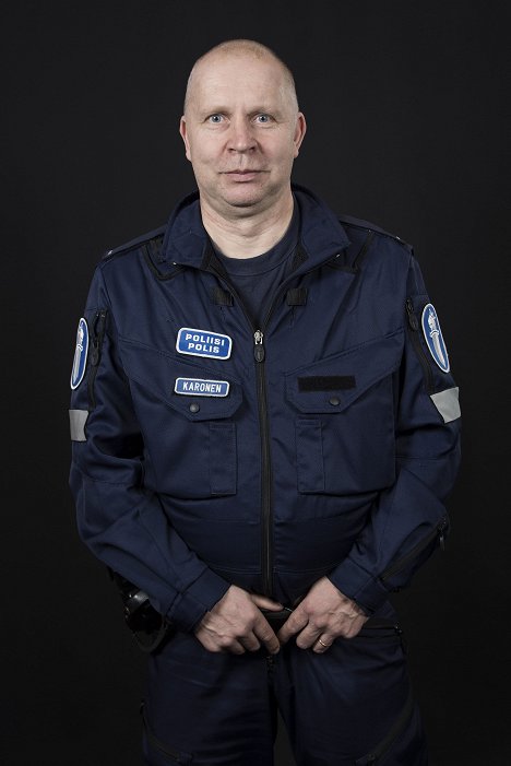 Petri Karonen - Poliisit - Werbefoto