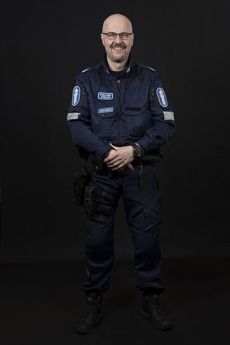 Tommi Knaapila - Poliisit - Promóció fotók
