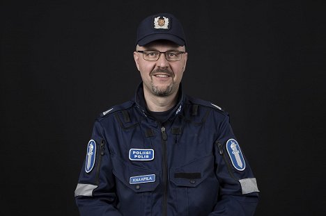 Tommi Knaapila - Poliisit - Promoción