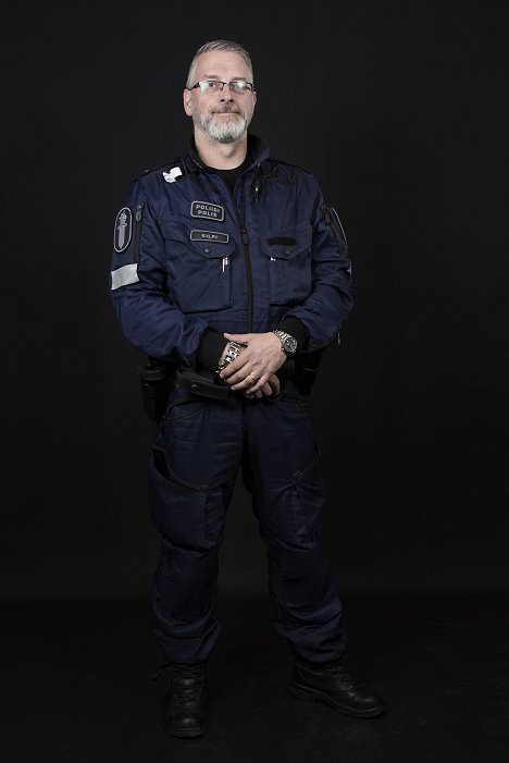 Marko Kilpi - Poliisit - Werbefoto
