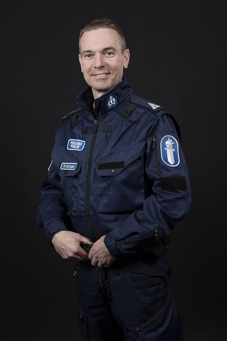 Pasi Kangas - Poliisit - Werbefoto