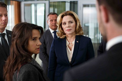 Melinda Kinnaman, Kim Cattrall - Modus - Episode 8 - Photos