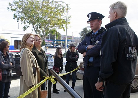 Melinda McGraw, Jeri Ryan - NCIS - Tengerészeti helyszínelők - Sakk - Filmfotók