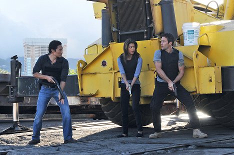 Daniel Dae Kim, Grace Park, Alex O'Loughlin - Hawaii Five-0 - Nalowale - Photos