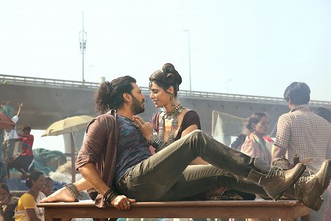 Ritesh Deshmukh, Nargis Fakhri