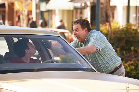 Troy Gentile, Jeff Garlin - The Goldbergs - Circle of Driving - Kuvat elokuvasta