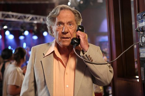 George Segal - The Goldbergs - Why're You Hitting Yourself? - Photos