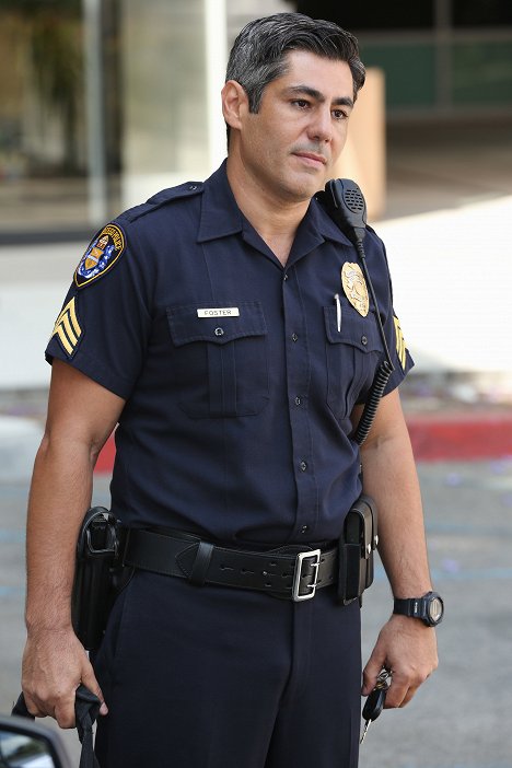 Danny Nucci - The Fosters - Clean - Photos