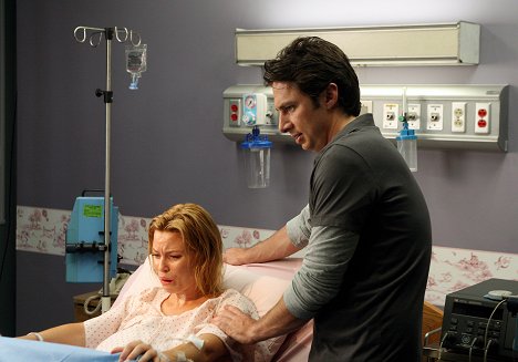 Elizabeth Banks, Zach Braff - Scrubs: Doktůrci - Můj těžký porod - Z filmu