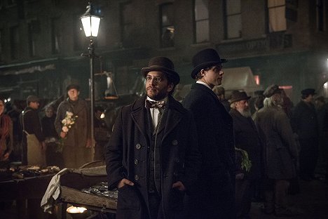Matthew Shear, Douglas Smith - The Alienist - These Bloody Thoughts - Photos