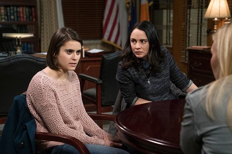 Ally Ioannides, Laura Fraser - Law & Order: Special Victims Unit - Devastating Story - Photos