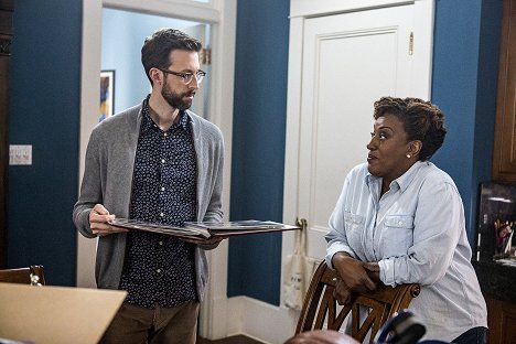 Rob Kerkovich, CCH Pounder - NCIS: New Orleans - End of the Line - Film