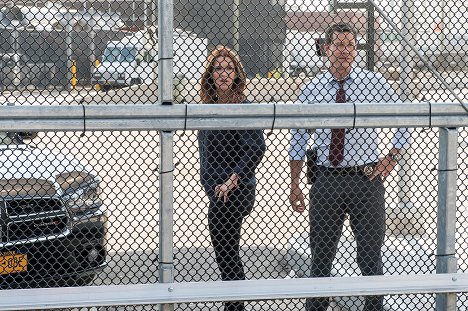 Poppy Montgomery, Dylan Walsh - Unforgettable - Fire and Ice - Photos