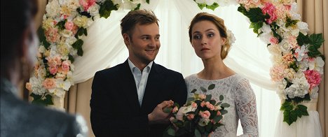 Evgeniy Kaporin, Ieva Andreevayte - Сотка - Do filme